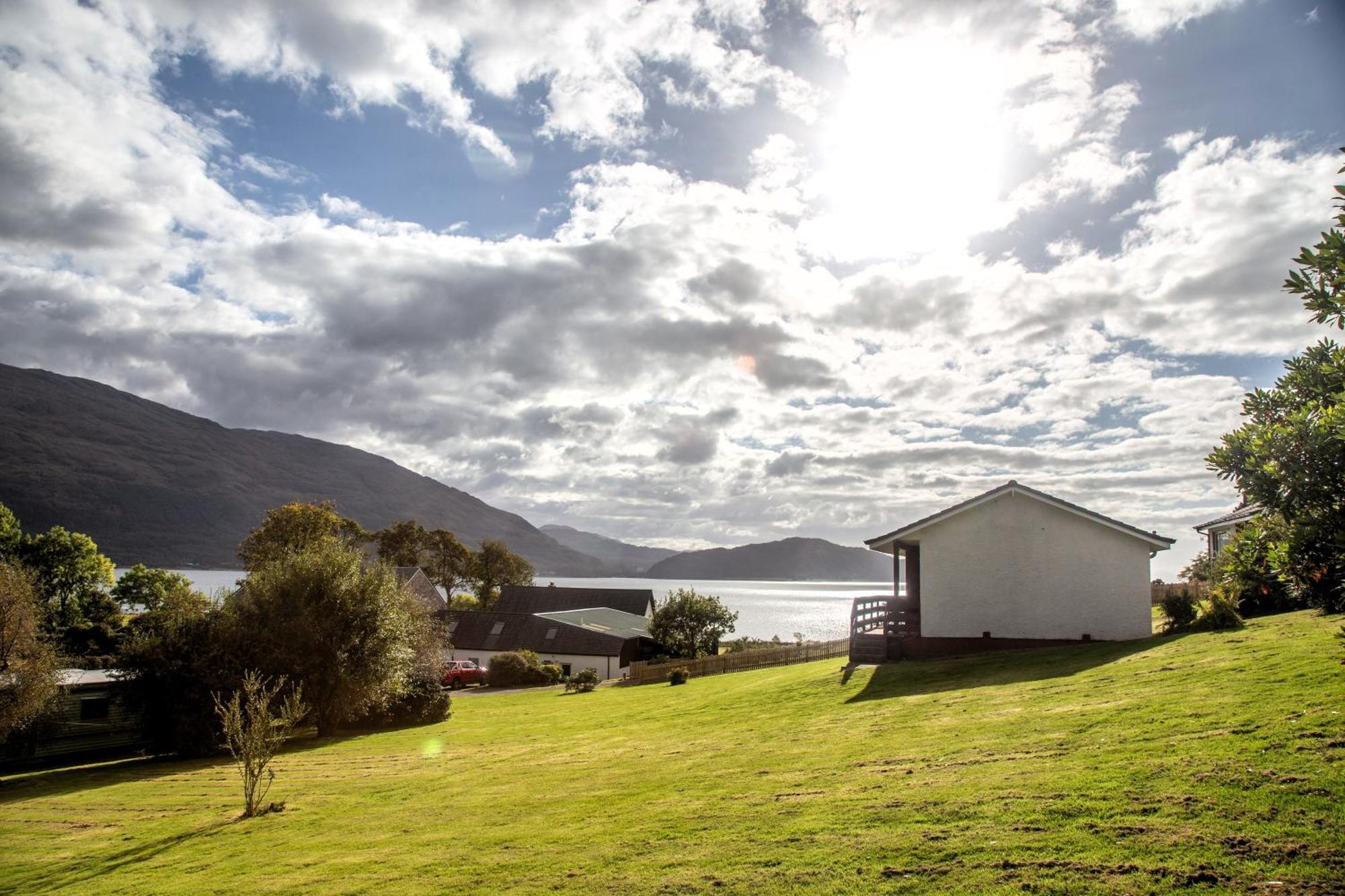 Ash, Birch And Rowan Self Catering Cabins أونيك الغرفة الصورة