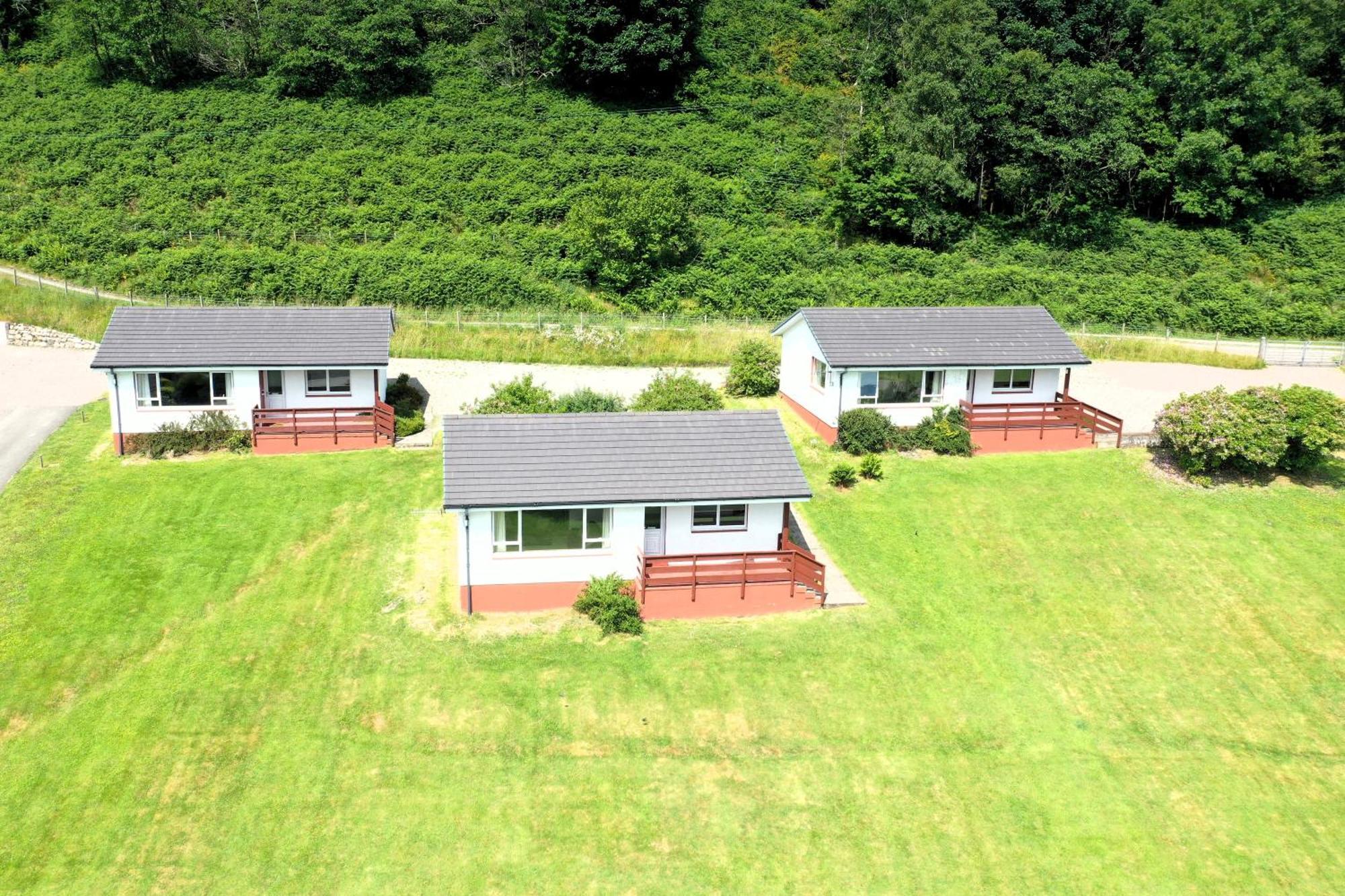Ash, Birch And Rowan Self Catering Cabins أونيك الغرفة الصورة